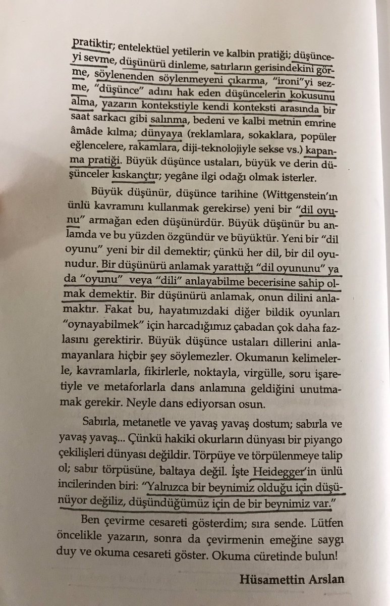 hakantalhaalp's tweet image. Merhum Hüsamettin Arslan’ın, sabırla öğrenilen bir etkinlik olarak “okuma” üzerine kısa bir yazısı. 
Gençlere tavsiye ederim.