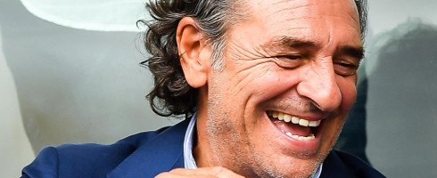 footballitalia's tweet photo. For the first time since 2006-07, all 20 #SerieA club Coaches are Italian, after Cesare Prandelli replaced Ivan Juric at #Genoa https://t.co/fGEJERvKoN https://t.co/5DWGSLucCX
