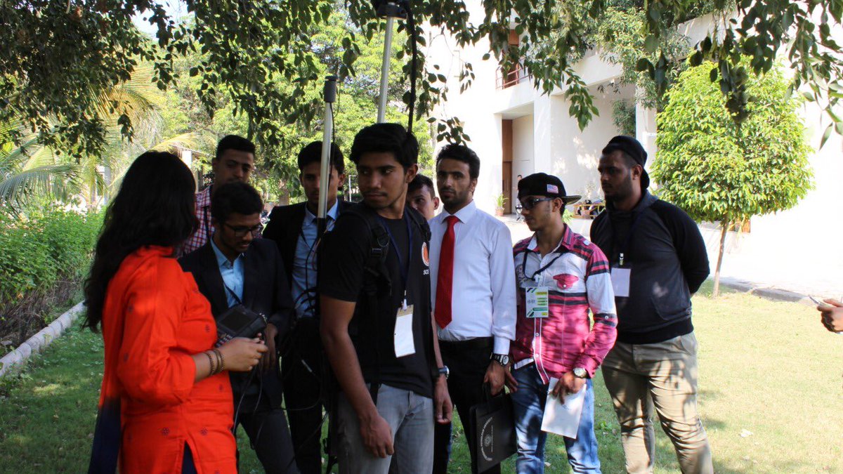 spe_pdeu's tweet photo. We had organized Magnetometer Workshop by Ms. Kriti Yadav, Research scientist, CEGE, PDPU as part of PSF18 on October 27, 2018. Students got a hand over the technology, knowledge and constraints regarding practical and evaluation of the data collected.
#PSF18 @SPEtweets https://t.co/qTracyOK35