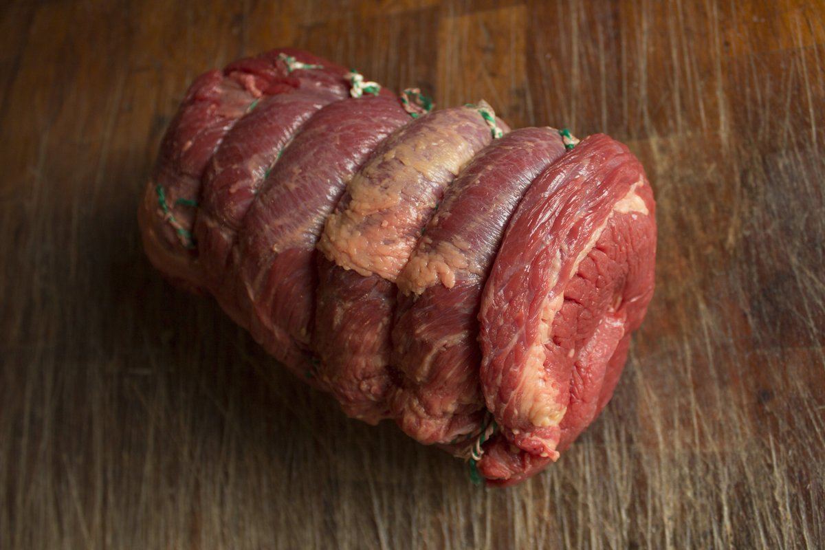 ButcherGlasgow's tweet photo. Todays Post  your local #Butcher in #Glasgow. This just to get you to enjoy the taste of this. Ideal for #Christmas meal.   #Glasgow #Bearsden #Milngavie #Clydebank #NewtonMearns #Giffnock #Paisley #Greenock #Ayrshire #Bishopbriggs #Kirkintilloch #Milngavie #meat @ButcherGlasgow https://t.co/qojPcG9aM4