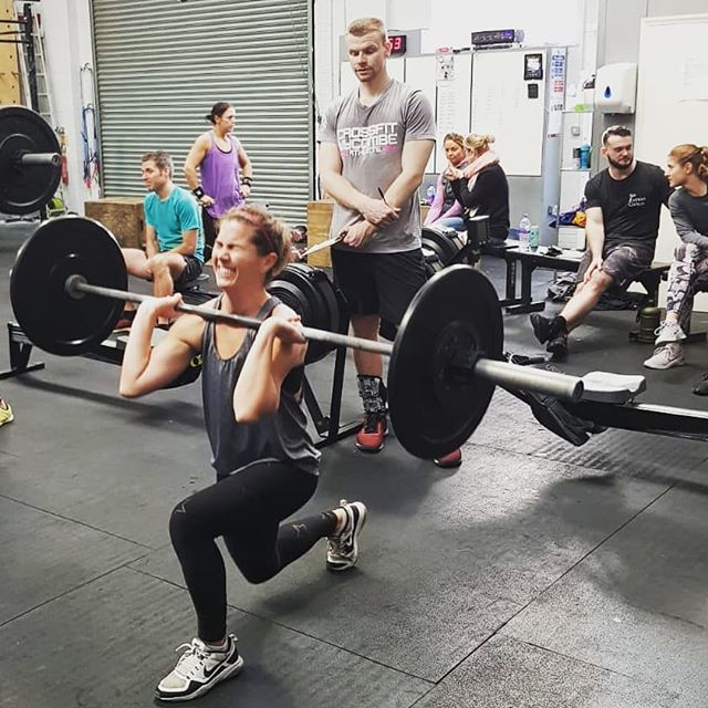 Concentration face 😖
.
.
.
#ithurts #frontracklunge #crossfitcompetition #justforfun #partnerwod #teamwork #crossfitcommunity #crossfitwycombe #crossfit #crossfitgirl #crossfitmum #girlsthatlift #fitmum #wod #saturdaymorningworkout #weekendworkout #b… ift.tt/2G3SWk4