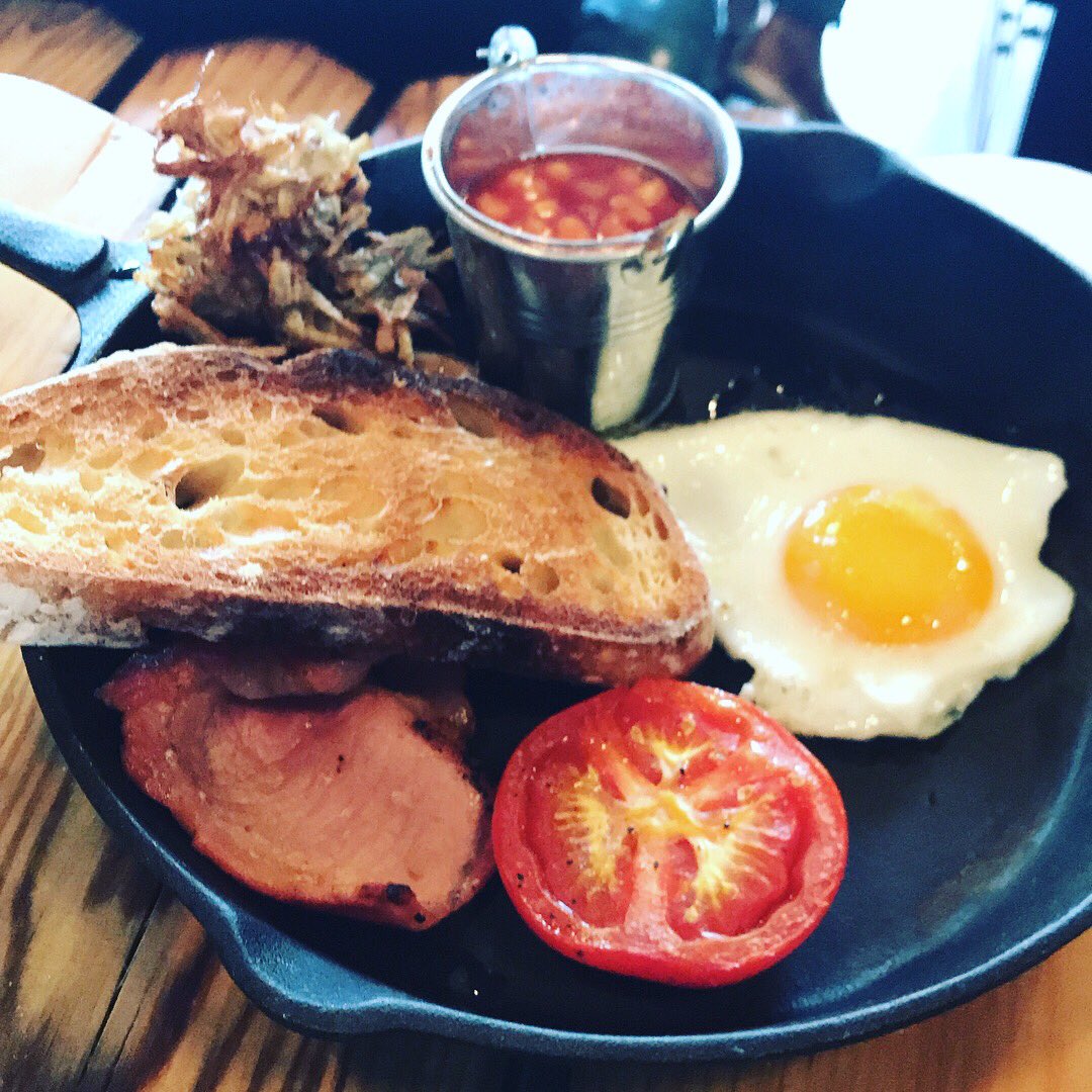 DianeLazarus's tweet photo. The place to be on a weekend meeting Friends #haystackcafe #Brynhyfryed Swansea ~ meet-up with great food drinks & a Relaxing Atmosphere π https://t.co/YqhcgXtXGz