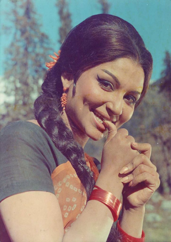 Happy Birthday to Sharmila Tagore ji 
Thank you for the wonderful classics... 