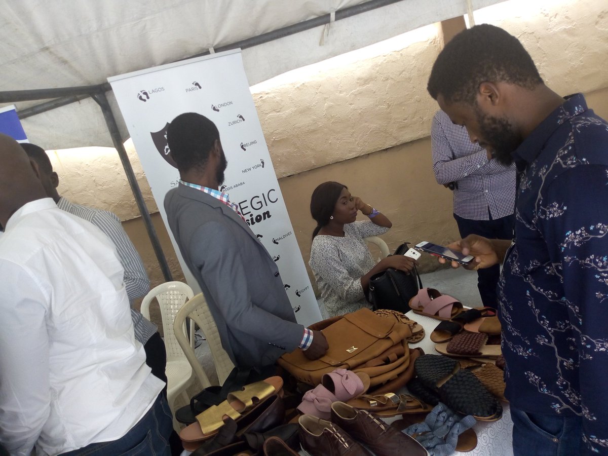 P_Incubator's tweet photo. Next up is Sálúbàtà, a leather brand that manufactures shoes, bags, etc. #innolounge #reboot #tedxyaba https://t.co/e8llDS3fKH