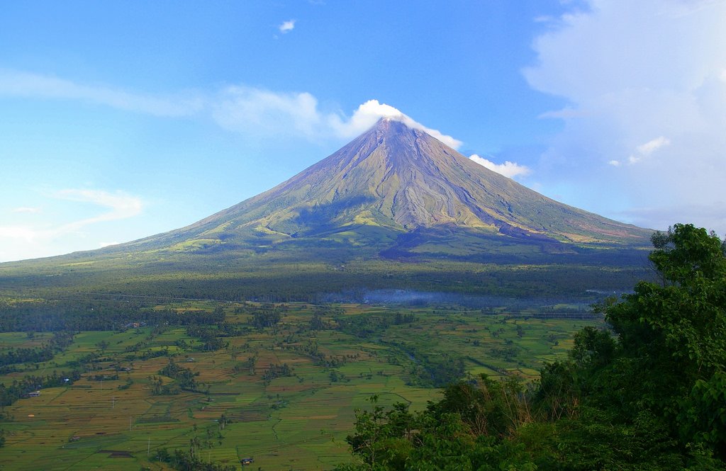 A little hike anyone? 
#Philippines #Travel