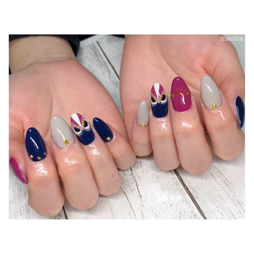 Mauloa Fendiネイル ありがとうー ネイル 秋ネイル 秋ネイル18 コンチョ 手書きアート Nail 大阪 富田林 Mauloa Followme Likeforlik L4l Newnail グレージュネイル ワンカラーネイル ミラーネイル モンスターネイル フェンディー