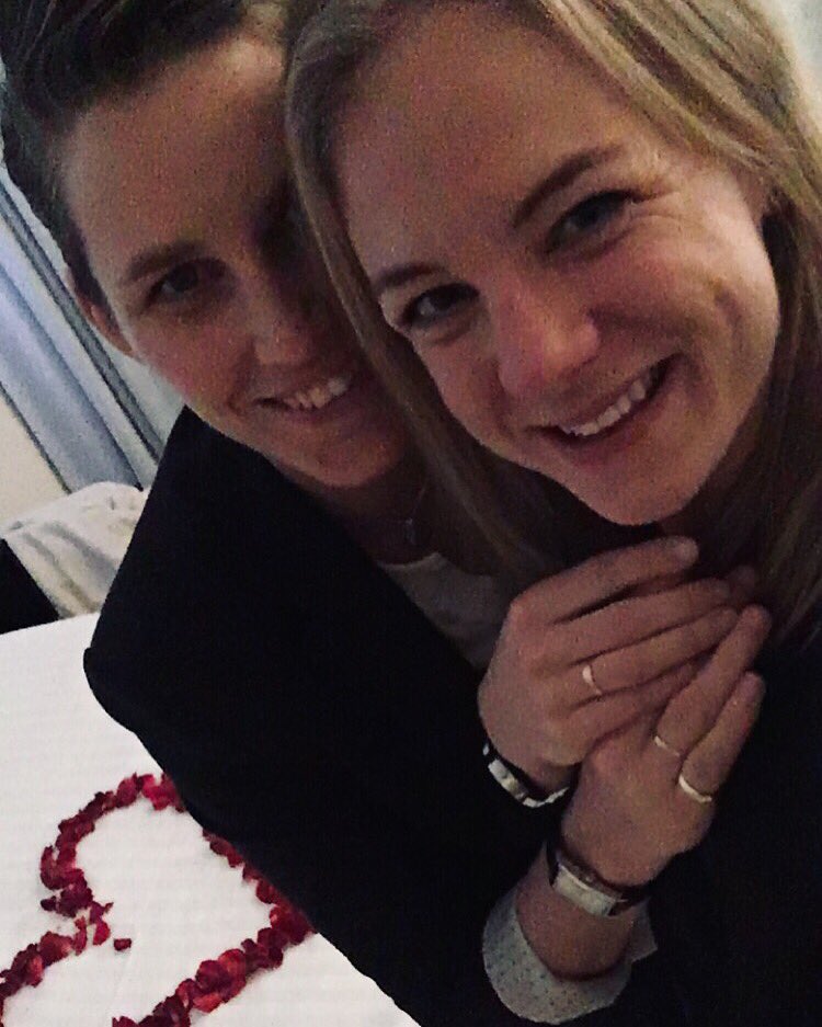 Att hon igår svarade JA på att bli paxad av mig! 💍😭 Så jävla kär i henne. Hon gör mig komplett.