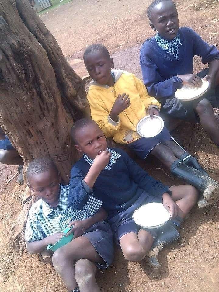 GeitzNancy's tweet image. It's sad that even student beg for food at the street any kind help is kindly appreciated deeply and Godly