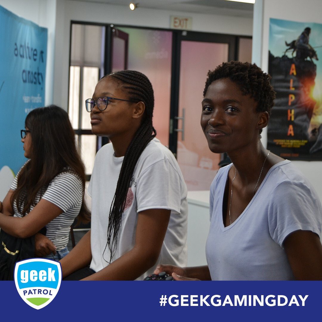 selenish's tweet photo. Redefining what it means to be a GEEK.
Every. Single. Day.
#GeekLikeMe #AfricanGeek #GamingForAll
#GeekGamingDay #GeekierThanYourAverage #SoiGeek #GeeksJustWannaHaveFun https://t.co/ZA6j3oCanx