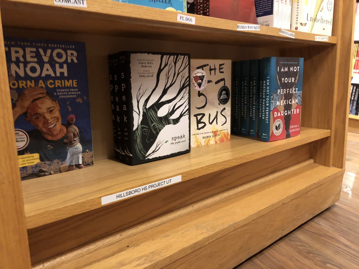 burrolibrary's tweet image. It was a great week to be a librarian! #personalprojects @iborganization @hourofcode @ProjectLITComm @ParnassusBooks1 @nashtechcouncil @MNPSLibraries