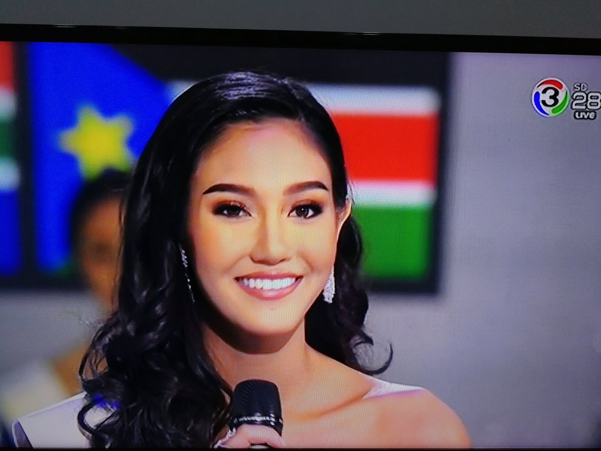 cake_journey's tweet photo. "นิโคลีน พิชาภา" ทำผลงานได้ดีมากที่สุดในประวัติศาสตร์เวที #Missworld คว้าตำแหน่งรองอันดับ1 #MissWorld2018 ในอดีตเมื่อปี 1997 "แทน ธัญญา สื่อสันติสุข" ทะลุเข้าทอป5และได้ตำแหน่งนางงามมิตรภาพ ต่อมาอีก 21 ปี ก็คือเธอคนนี้ "นิโคลีน" ที่สร้างประวัติศาสตร์ครั้งใหม่ https://t.co/KDuWHS2gWm