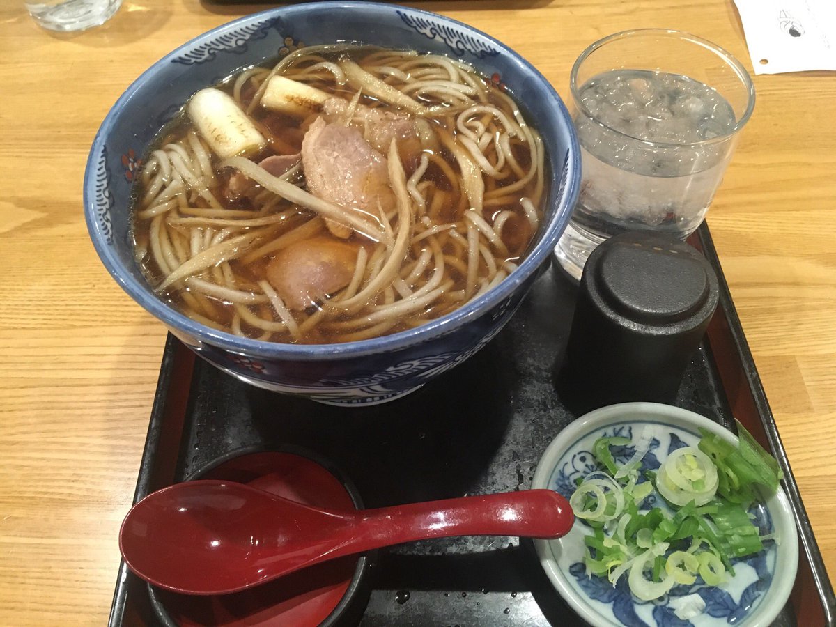 adachikumi's tweet photo. いわゆるお夜食といふもの。 https://t.co/bKQ4EgBKlN