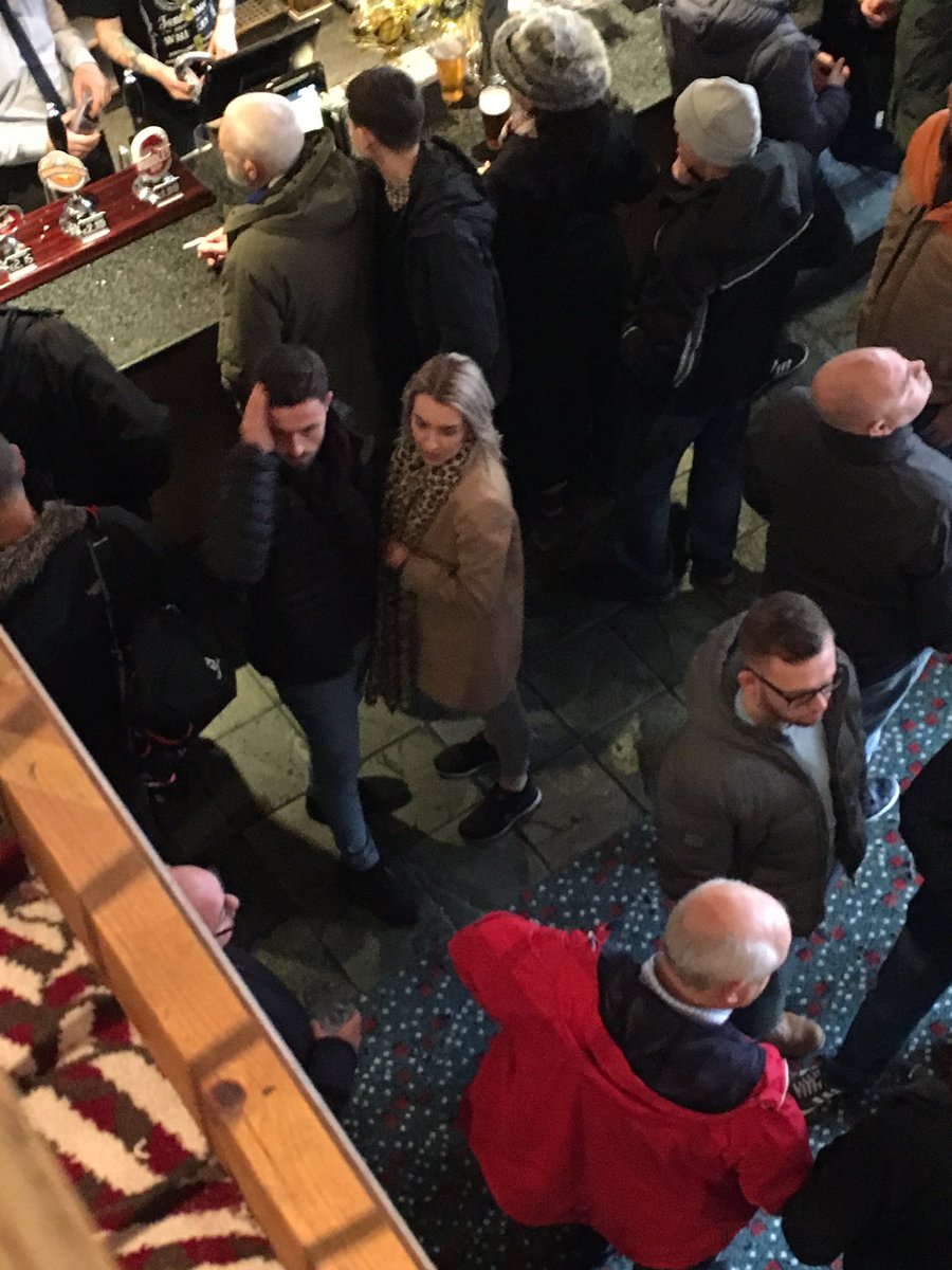 samasmall's tweet image. She said she’d be wearing a leopard print scarf..@Johnsy1989 @azzahjewl @danny_clare