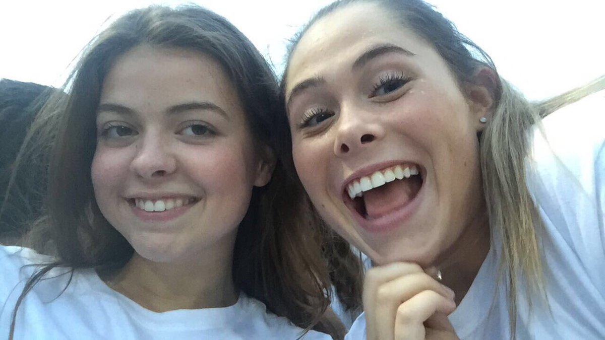 alli_tithof's tweet photo. Happy Birthday!!! @brynn_webber love ya girl💗❤️❤️❤️ https://t.co/Zjkt6yFQX9