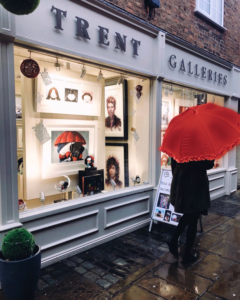 Shower someone with love this Christmas with <a href="/DougHydeArtist/">Doug Hyde</a> “Showered with Love” picture and sculpture! Message us now for more information! 
☂  #christmaspresentideas #presentsforhim #presentsforher #giftsideas #giftsforhim #giftsforher #giftsforcouples #giftsforwife