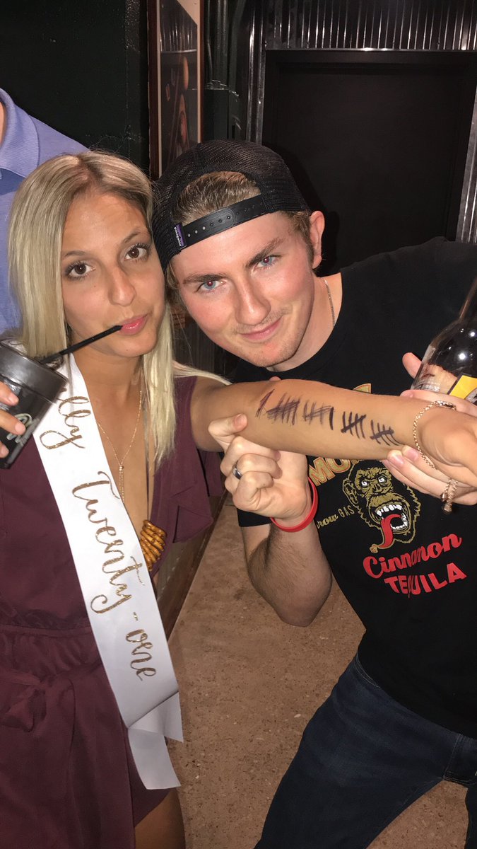 addiecailey004's tweet photo. Happy Birthday Nick!! Can’t wait to celebrate next weekend!!🍻 https://t.co/kwJbIZRonx