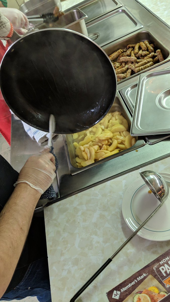 JubileeBrkfst's tweet image. YUM! Thanks to our volunteers and #BreadAngels ! Our guests very much appreciate all you do for the community. #Allentown