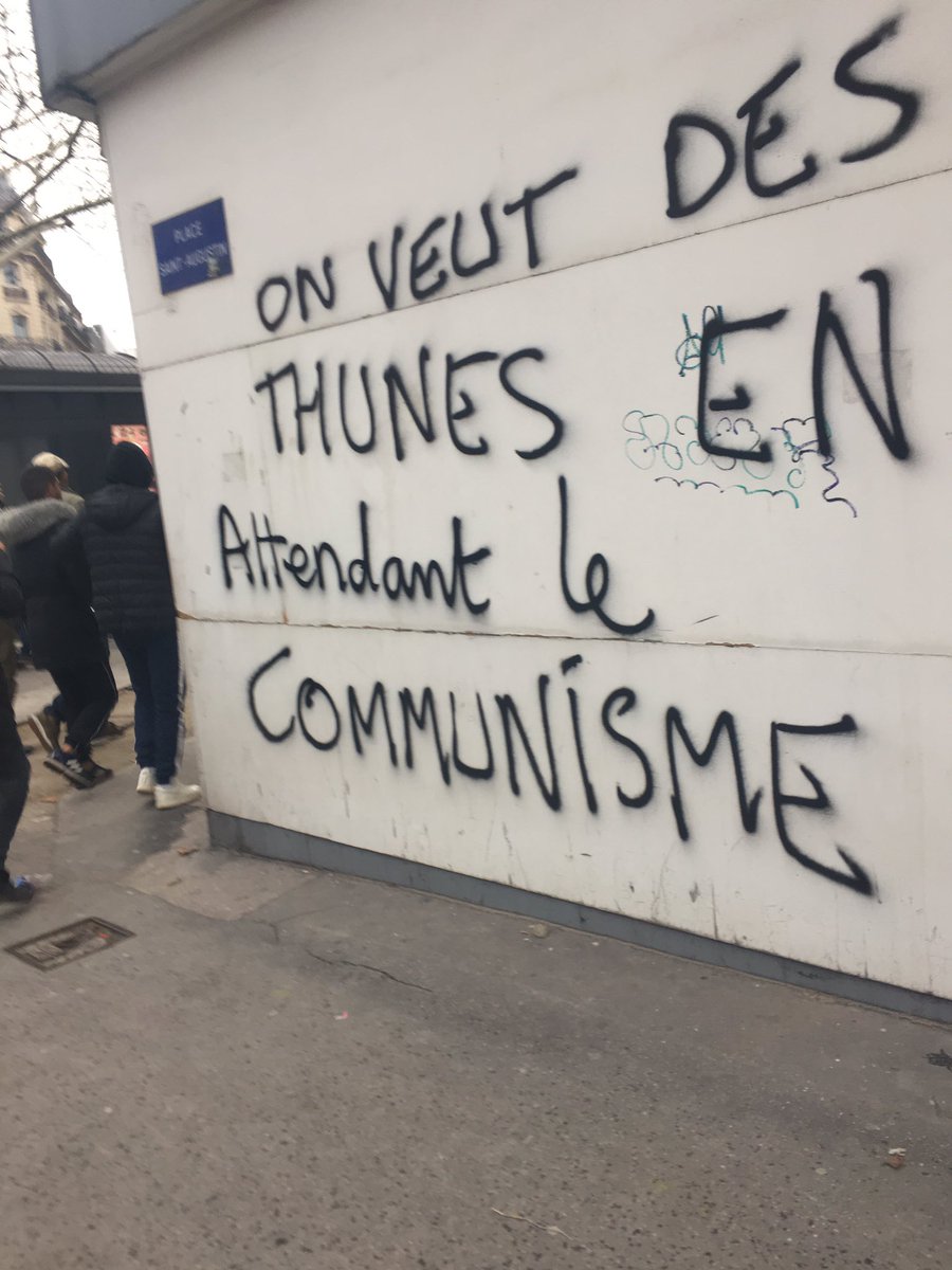 mésaventuriers de la classe perdue, théologiens du prolétariat et théorichiens de garde de l'ex-communisation Dt5uwqgWsAIW1zI