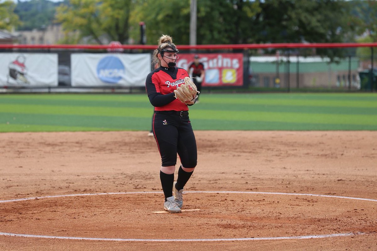 Youngstown State Softball 🐧 tweet media