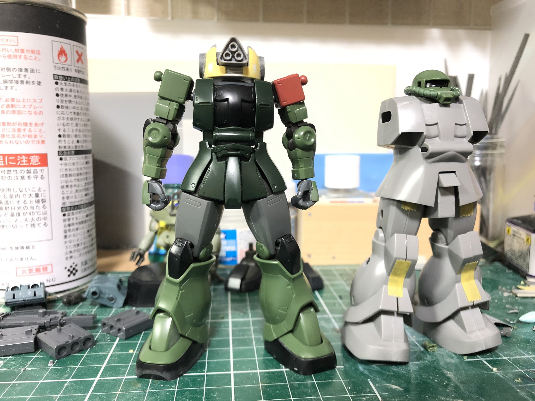 ヲパ Wopa ザクフリッパー Msv ヨンコイチ ガンダムデイズ 頭部はキットを加工 身体はオリジンザク 左肩はオリジンシャアザク 太ももはアクトザクを流用 ここから胸板を追加装甲気味に前後にボリュームアップして細部のディテールを追加します 余っ ヲパ Wopa ザクフリッパー Msv ヨンコイチ ガンダムデイズ 頭部はキットを加工 身体はオリジンザク 左肩はオリジンシャアザク 太ももはアクトザクを流用 ここから胸板を追加装甲気味に前後にボリュームアップして細部のディテールを追加します 余っ