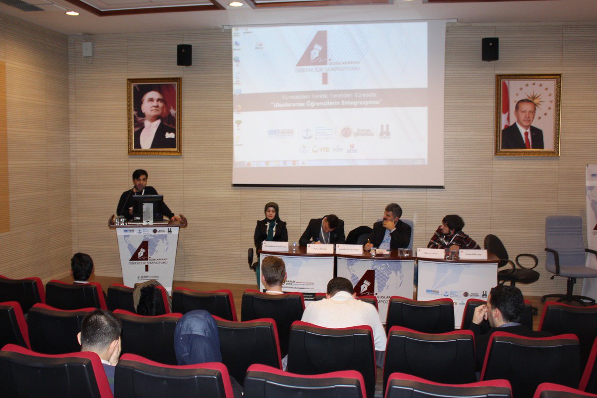 İhsanullah Joya " İktisadi Kurum Olarak Ahilik Teşkilatı " başlıklı bildiri sunumlarını gerçekleştirdi.#UDEF <a href="/UDEForgtr/">UDEF</a>