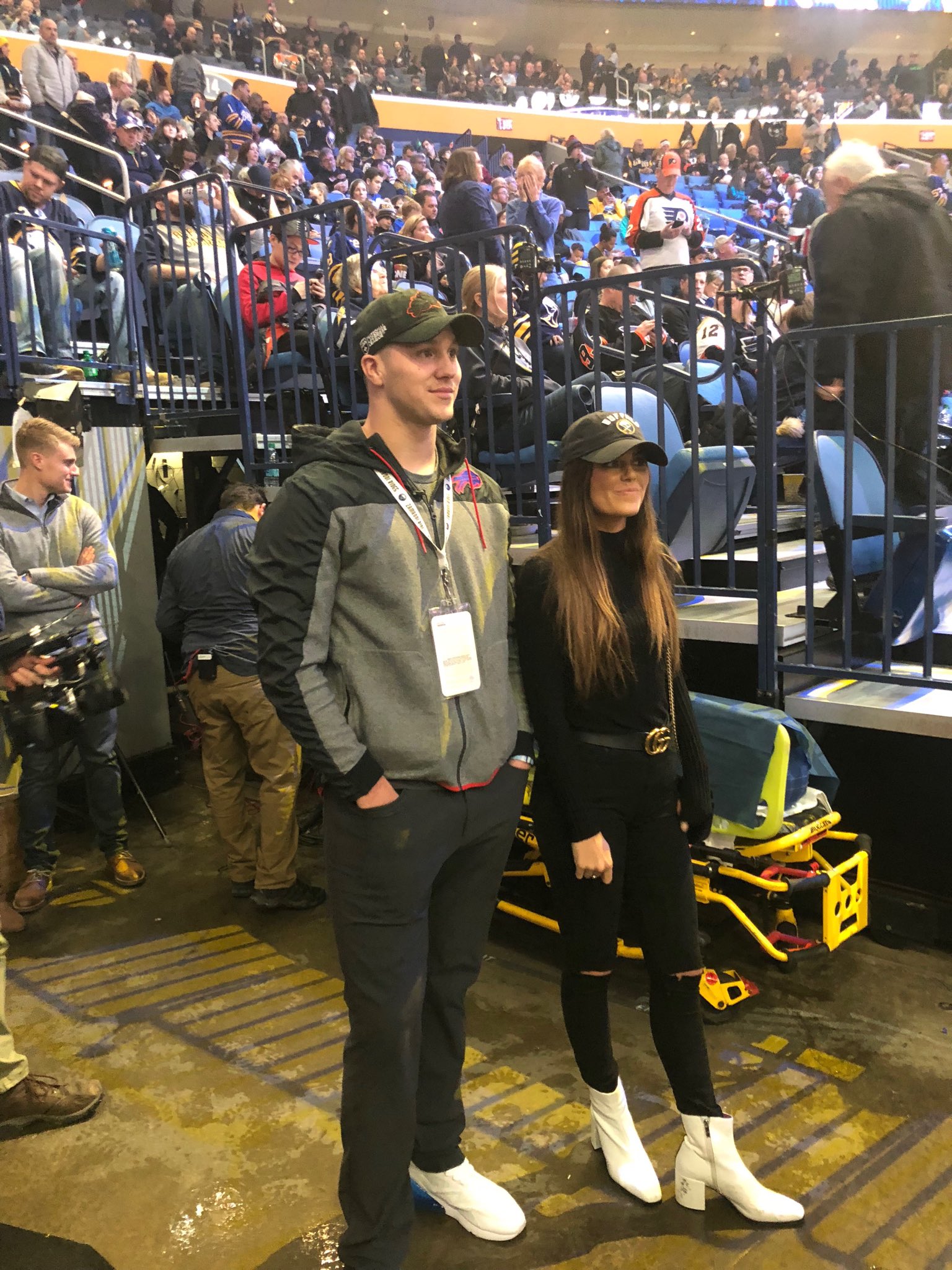 taryn-hatcher-on-twitter-josh-allen-is-here-can-confirm-quite-tall-in-person-https-t-co-mnuvjlemg6-twitter
