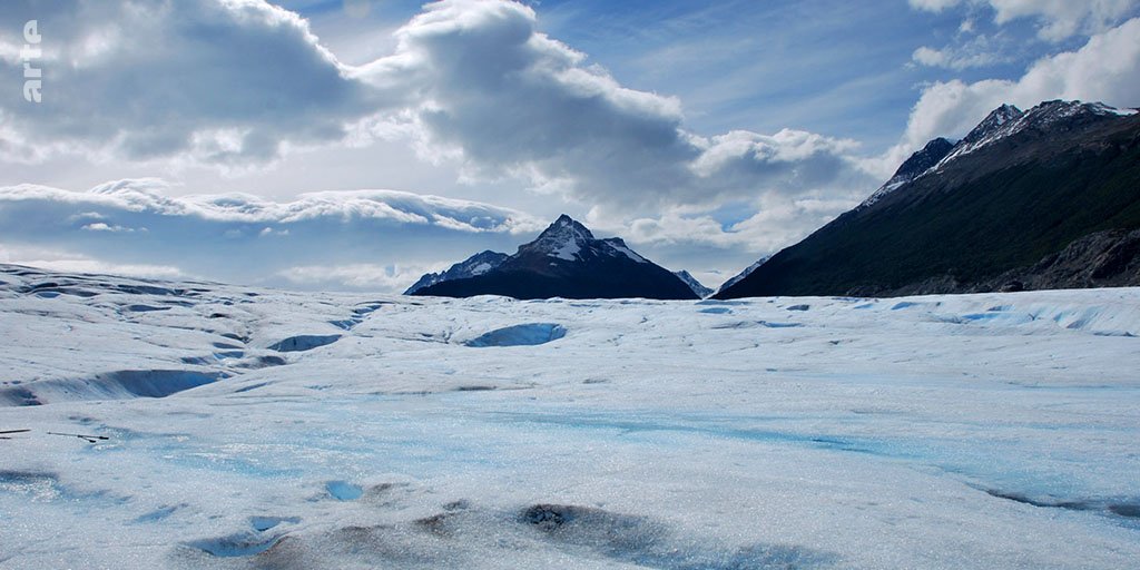 Les glaciers sont les témoins du climat de la planète 🌐 
En Patagonie, ils reculent année après année ❄ Les arpenteurs de la Terre vont au bout du monde pour évaluer le changement climatique : so.arte/arpenteursdela… #MarchePourLeClimat