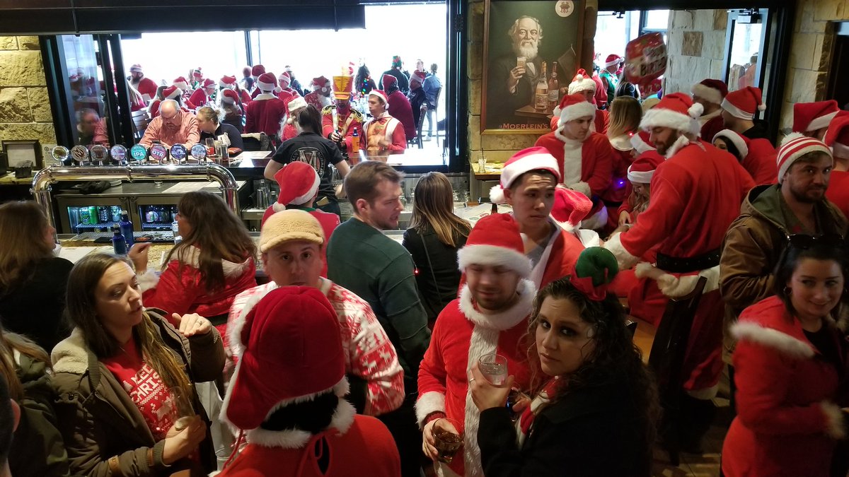 CincySantacon's tweet photo. Lagerhouse Takeover. #cincysantacon https://t.co/v9UwcSpyTN