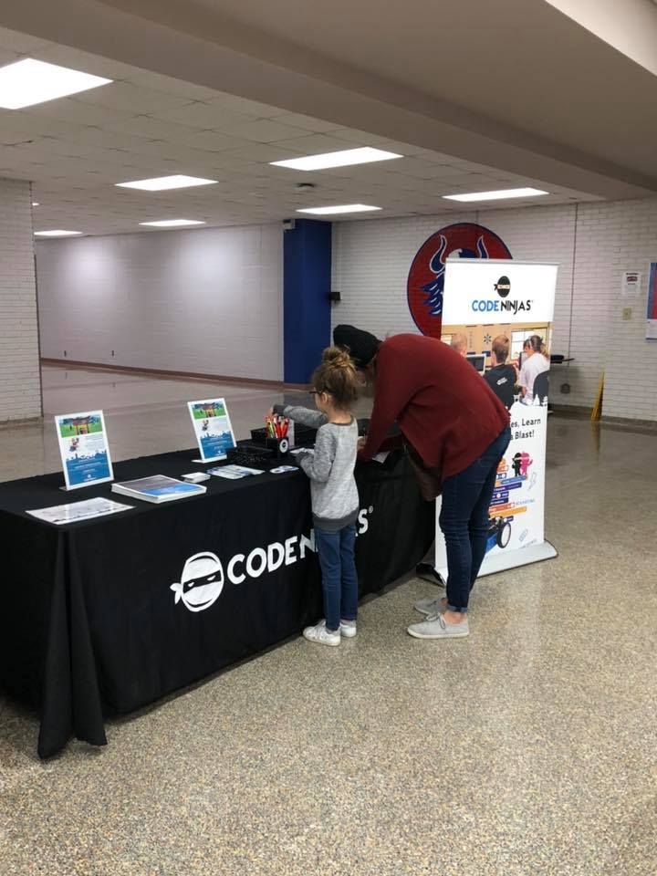 CodeNinjasSLTX's tweet image. We had such an amazing time today at @FBISDSTEM Scratch Day! #coding  #SugarLand #CodeNinjas #education #STEM #kids #fun #gaming #technology #NationalComputerScienceWeek #ScratchDay2018