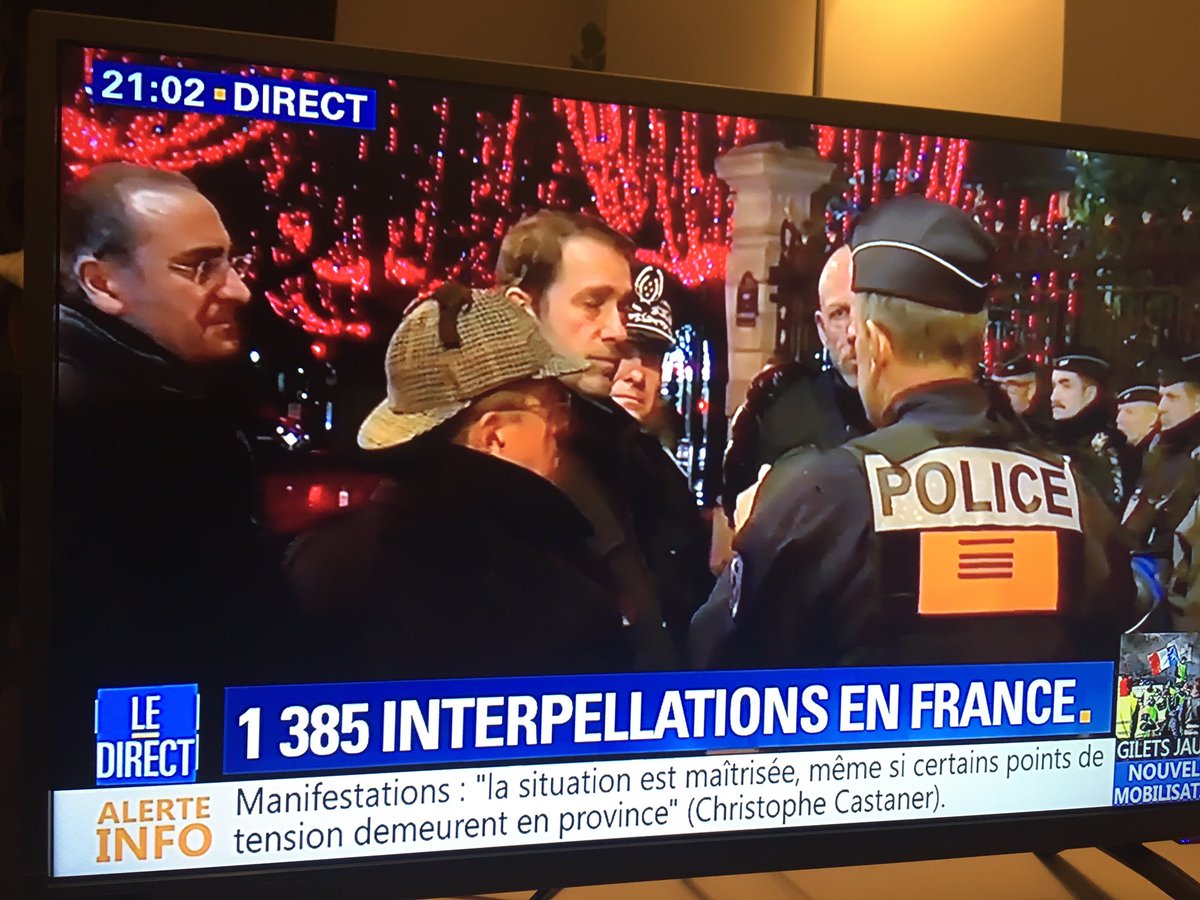 L_heguiaphal's tweet photo. Sans deconner, Castaner et Laurent Nuñez ont fait appel à Sherlock Holmes pour débriefer la situation sur les Champ-Elysées 🧐 https://t.co/DYIeyhogxt