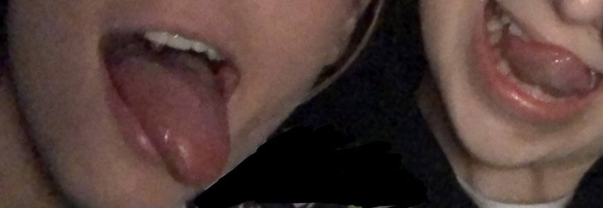 JhannaHelga6's tweet photo. Troðið þessum tungum aftur uppi ykkur það er ekkert heillandi við þetta. 
Virðingarfyllst - allir yfir 18 ára https://t.co/JqMpH4lXmy