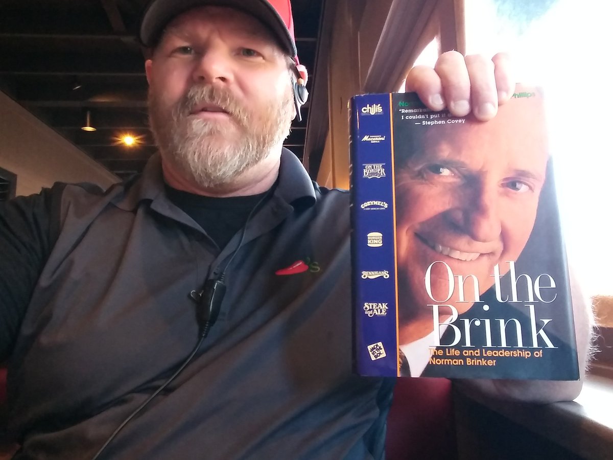 Penball04's tweet photo. Got my copy @MariTripleB ... When I saw your Tweet I thought Wow I cant wait to get my hands on that book. @farrahcynthia Thank you for getting this for me.
#OntheBrink #TheGuestCount #chilislove https://t.co/dRs1DLAbiM