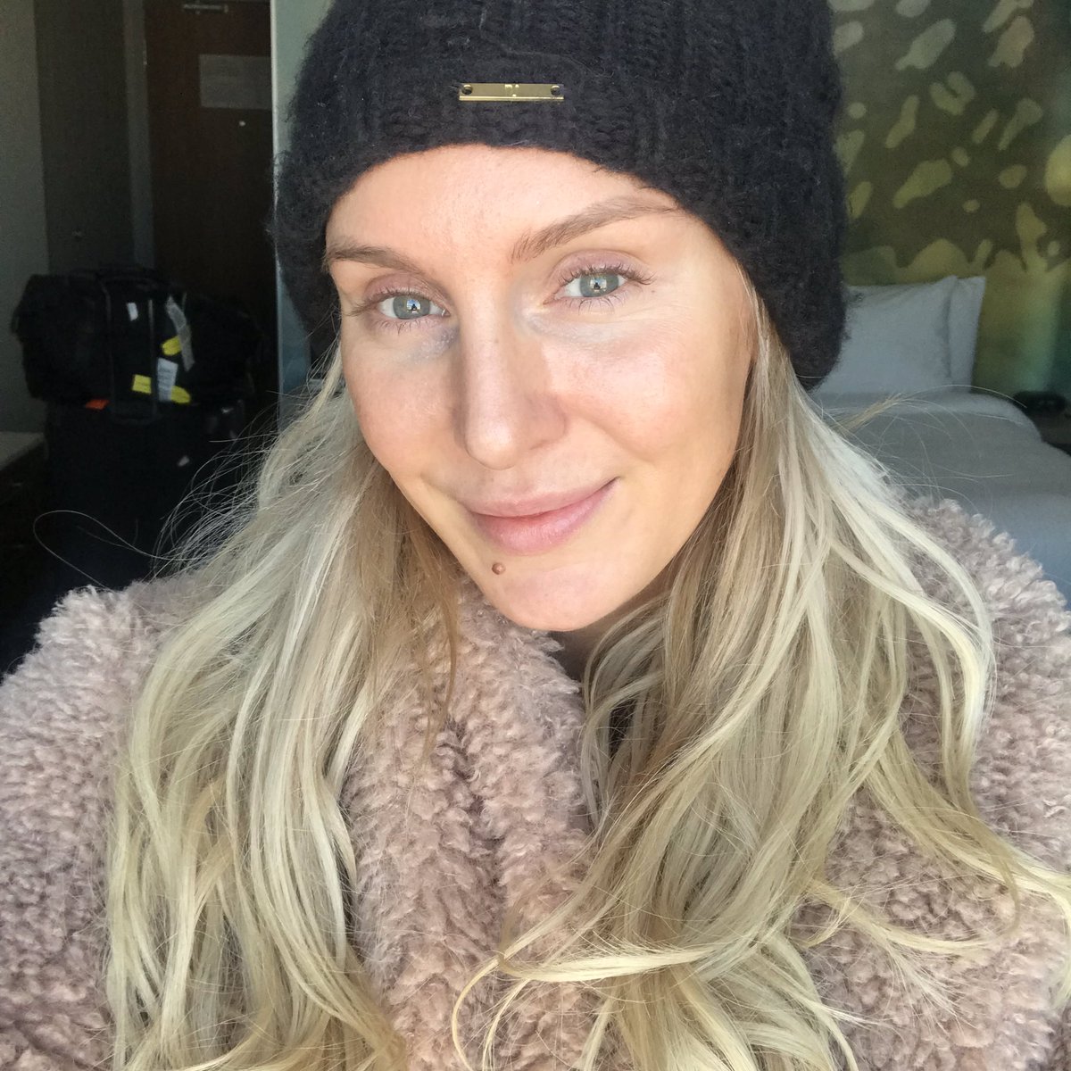 MsCharlotteWWE's tweet photo. ❄️🇨🇦 https://t.co/LKt4erl7iL