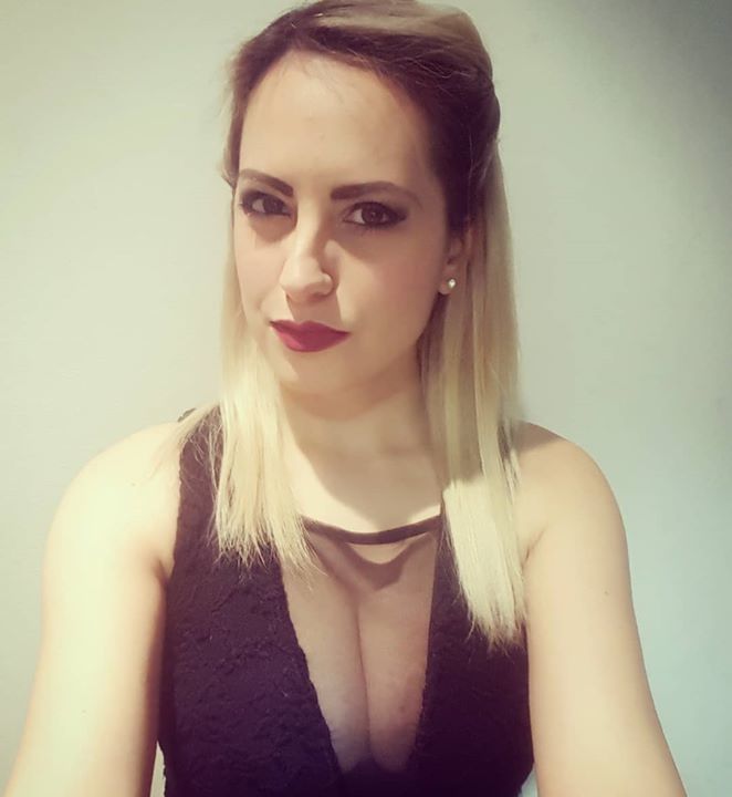 amyambrosmusic's tweet photo. Ready ❤😘
#AmyAmbros #AA #singer #performer #uraniacorporation #lamacchinadeltempo #presenter #letsdoit #michelesiviero #yvettesambe #sofiaborgo #ivanaspagna #gazebo #JohnsonRigheira #tracyspencer #belenthomas #meccano #fiordaliso #viaverdi #vincescotchlancini https://t.co/MsYlGx61lE