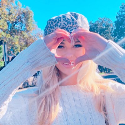 Angels1Loren's tweet photo. #NewProfilePic https://t.co/jOVaDiq0cy