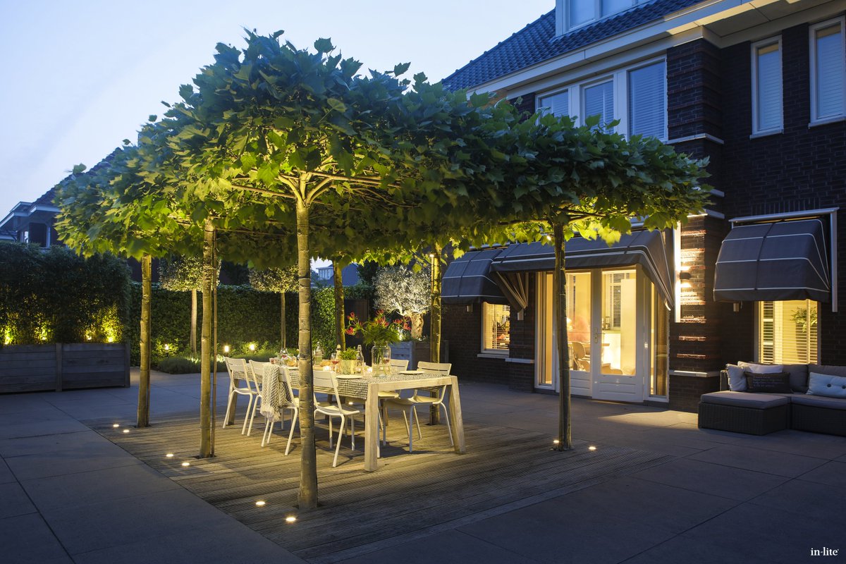 Ervaren wat #inlite #buitenverlichting voor je tuin kan doen? Bekijk onze #VirtualReality tuin met of zonder VR bril, loop door de tuin en zie de #tuin tot leven komen in de avond bit.ly/360Tuin