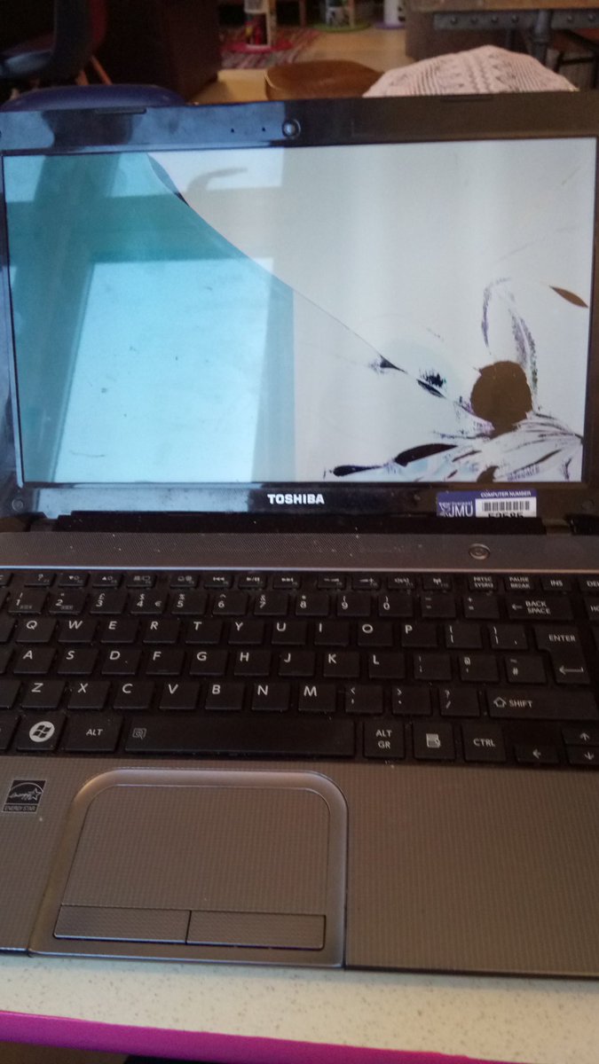 lizcstokes's tweet image. What you don&apos;t want to happen when the document you&apos;re submitting before midnight tomorrow (and into which you need to write about 1500 more words) is saved only on your laptop #ITnightmare #backupfail #typical starting afresh tomorrow! 😉