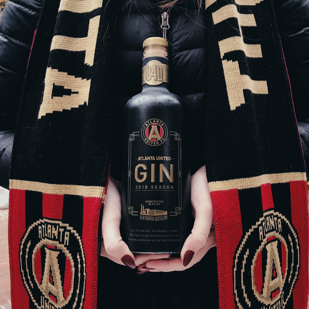 It might be rainy &amp; cold, but we're still rowdy &amp; proud (plus, you know gin keeps you warm). #atlutd #uniteandcocktail