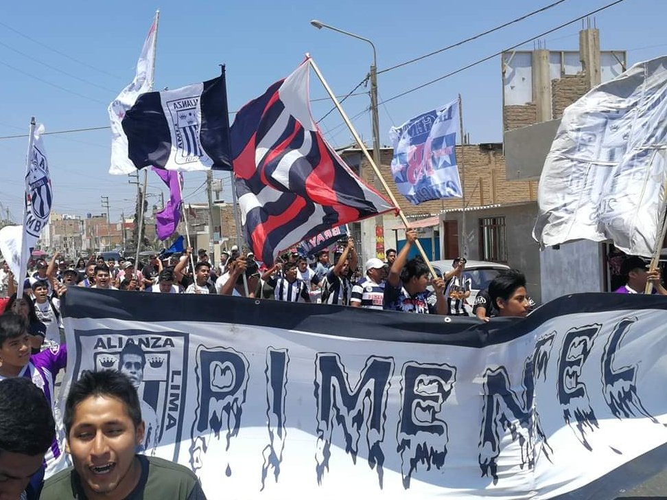 EddaBellina's tweet photo. 31 años en la gloria.
13 años de Pimentel Grone. Me encanta ser parte de esta familia #PGF05 https://t.co/jzu3YjPcyf