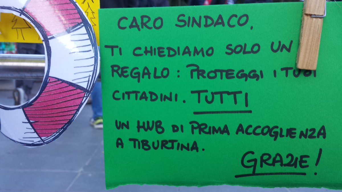 BaobabExp's tweet image. Benvenuto #Spauracchio! Benvenuta #umanità!
Grazie per essere stati con noi e per aver lasciato tanti messaggi in supporto della nostra petizione change.org/Accogliamo indirizzati alla Sindaca @virginiaraggi qui una gallery con le parole dei romani baobabexperience.org/spauracchio/