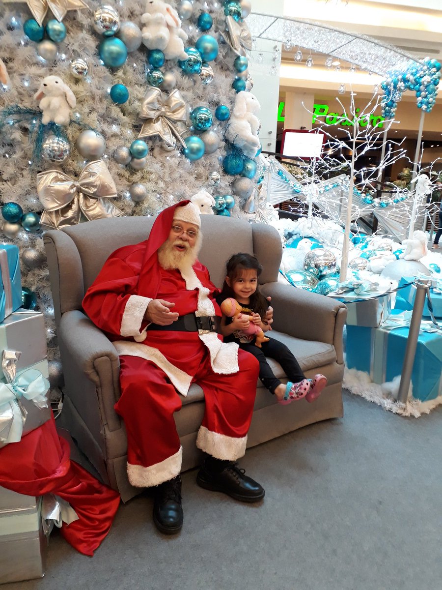 #NavidadEnPortones y Fede feliz en segunda vuelta! <a href="/portoneshopping/">Portones Shopping</a>