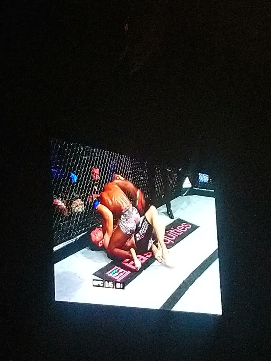 carelnolte's tweet photo. Another win on @EasyEquities branding #TKO Great vibe #EFC76  Tx @EFCworldwide - one of the most professional &amp; inspiring teams @cnandco has ever worked with #brandlegends https://t.co/U6lWt12bBZ