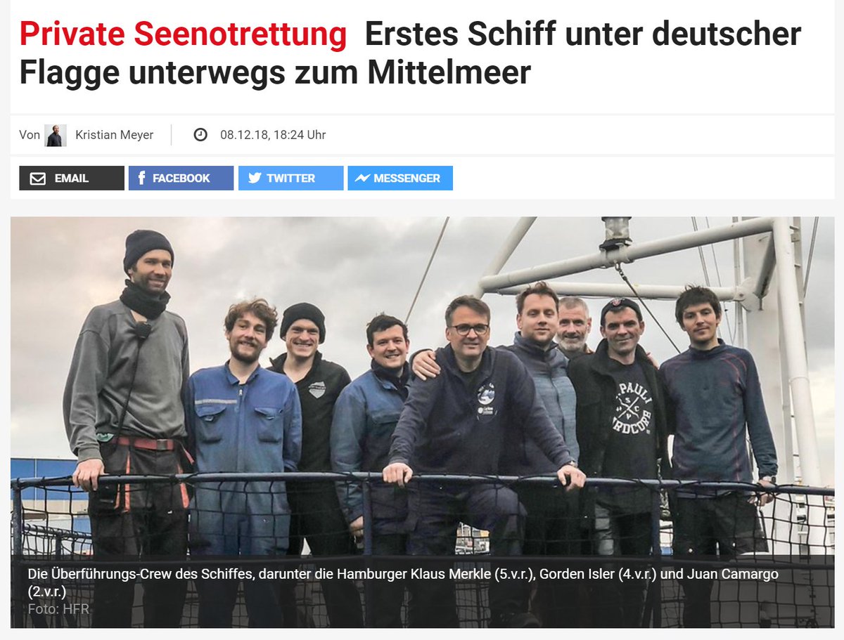 madeluxxe's tweet photo. Zum Thema #Seenotrettung sage ich nichts, aber was fehlt auf dem Foto? #WeißeMänner #Aufschrei #MeToo usw... https://t.co/uA1c6VeUTh