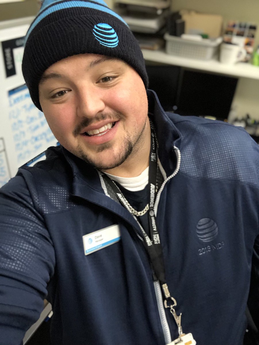 BigDave_Ky's tweet photo. This #2018MDPLIFE graduation jacket is on point 🔥🔥🔥 https://t.co/0B8rsaMGmY