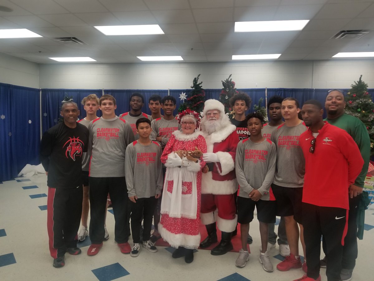 CHS_Basketball2's tweet photo. The Clearwater Tornadoes Varsity Basketball team was out in the Community this morning Volunteering at the Countryside Recreation center Breakfast with Santa Event. Thank you Clearwater Mayor Cretekos for the picture with the Team.
@BobbyHomeTeam @Olivia_Stacey @SuncoastNews https://t.co/xfLygJtM6k