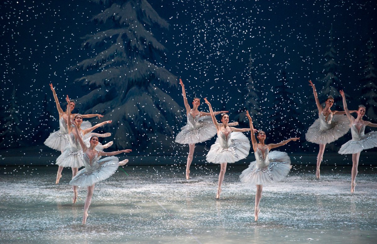 LordsofDogwood's tweet photo. A beautiful start to the holiday season in the form of @BalletBC's presentation of @RWBallet  #TheNutcracker. Our review of the masterpiece is up now: https://t.co/t3NII40Cck - Performances run through Sunday! https://t.co/8CUND9OLqs