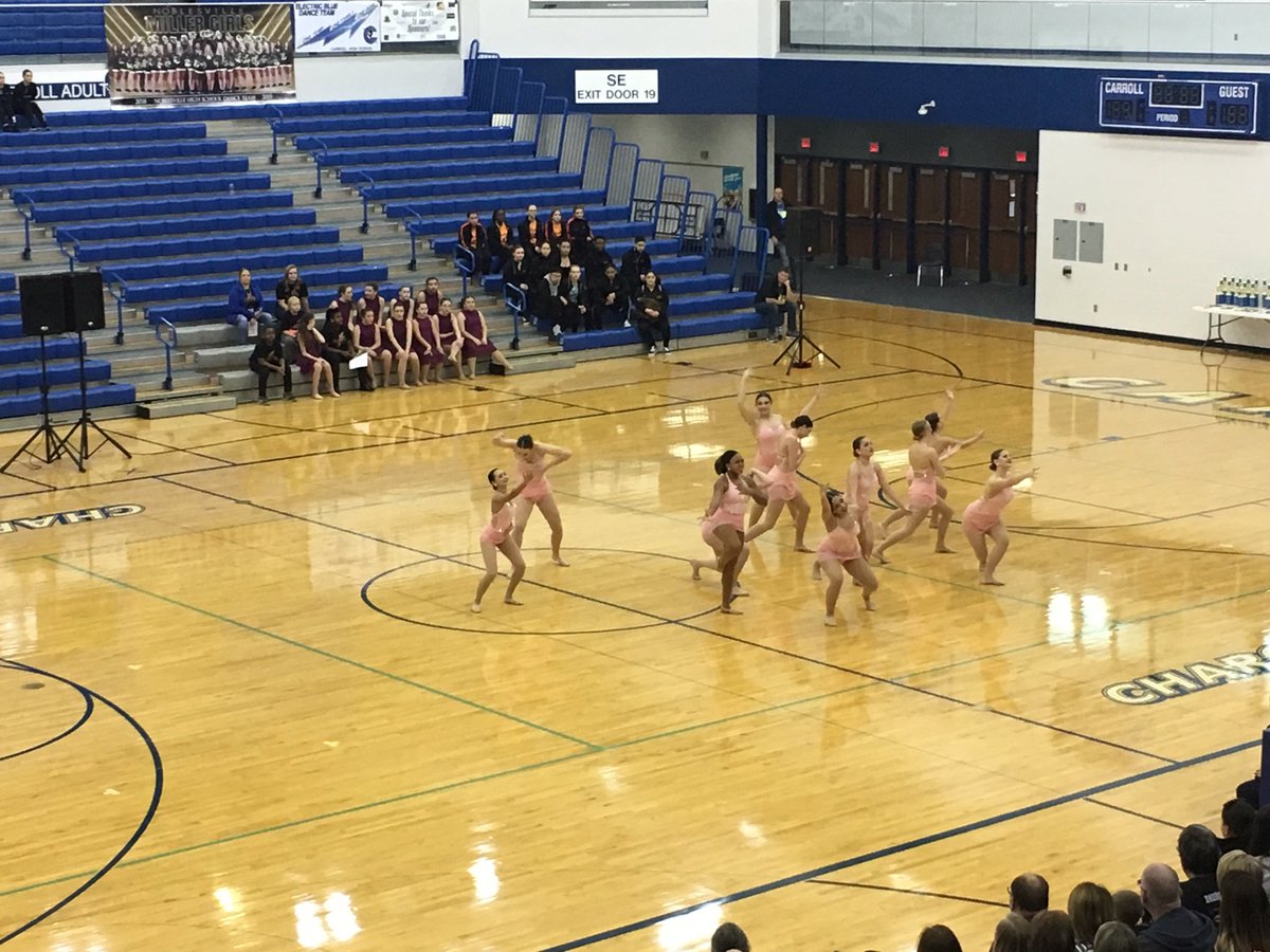 SpartansHHS's tweet photo. The Spartan Varsity in Jazz competition at Carroll today https://t.co/qbVv4HHYZo