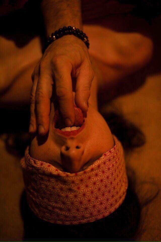 واظل لا اشبع من نكهتك :مهما تذوقتك
{لا زوجي الغالي أحبك}
ممكن دعم لاحسابي فديتكم