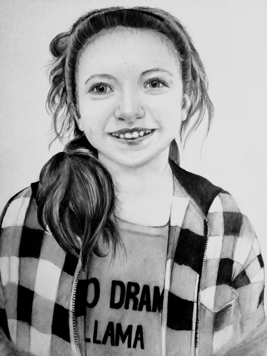 Prtrait - Girl  🥰🌞😀
  #art #ArtistOnTwitter #arte #portrait #portraiture #drawing #sketch #artgallery #artoftheday  #ArtistoftheDay #sketch #portret #rysunek  #dziecko