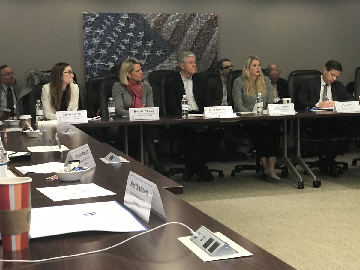 WebbJennifer's tweet photo. Good discussion with @NCSLorg on #floodinsurance. Only flood insurance can get me out the door on a chilly Saturday morning apparently... #RenewNFIP @IndAgent @ABABankers @AIADC @naic @fema https://t.co/b85S3DJxus